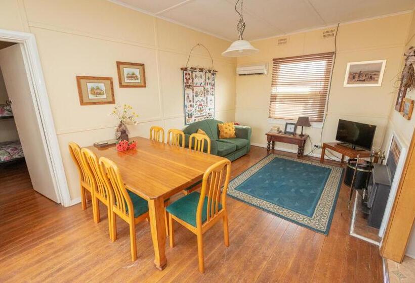 침실 3개 주택, Bendleby Ranges