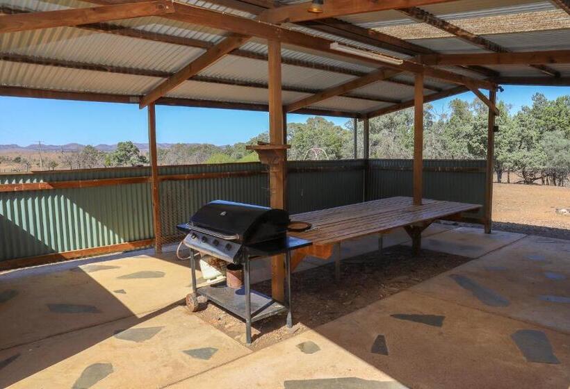 침실 3개 주택, Bendleby Ranges