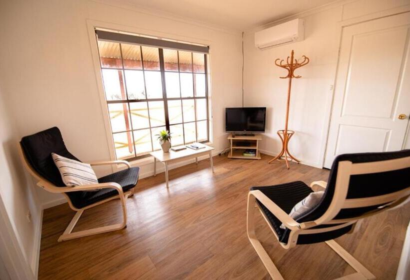 침실 2개 주택, Bendleby Ranges