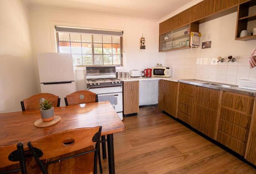 침실 2개 주택, Bendleby Ranges