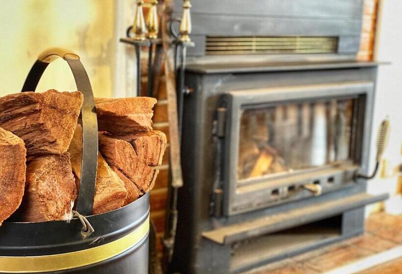 침실 3개 주택, Bendleby Ranges