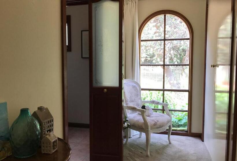 חדר סטנדרט עם מיטת קינג, Helen S Homestead