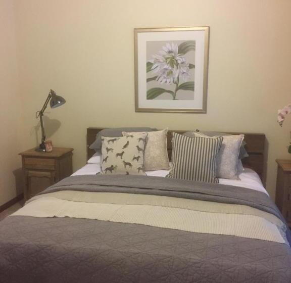 חדר סטנדרט עם מיטת קינג, Helen S Homestead