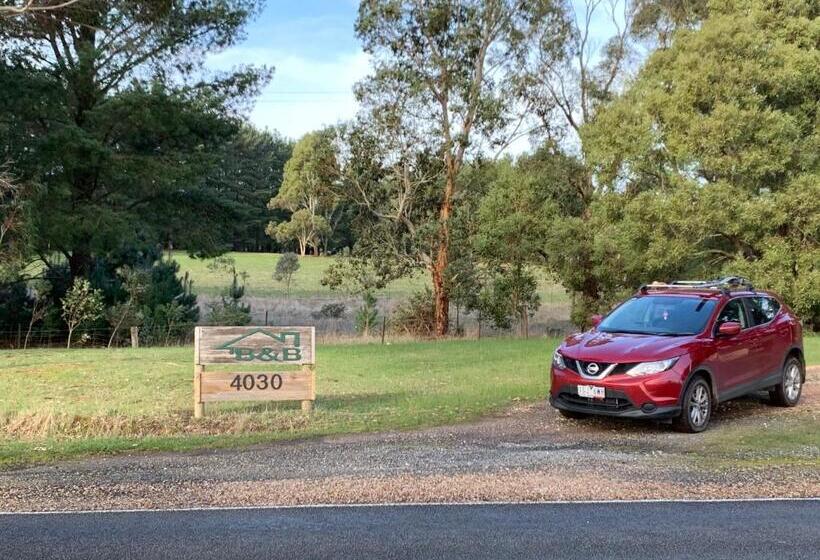 חדר סטנדרט חדר אמבטיה משותף, Helen S Homestead