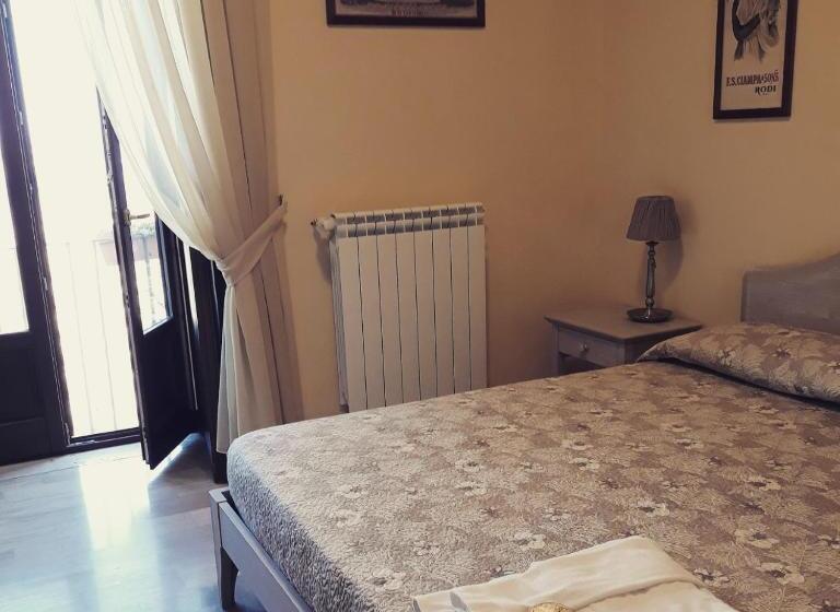 חדר סטנדרט עם מיטת קינג, L'antico Monastero