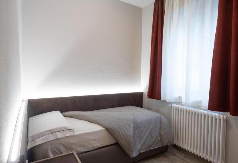 חדר קומפורט לשלושה, Locanda Al Crap