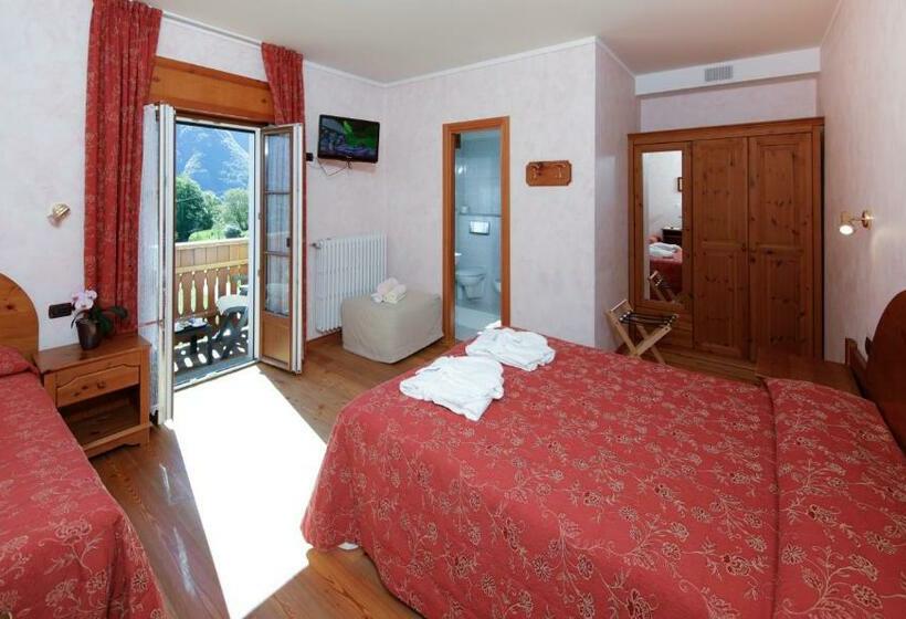 חדר משפחתי, Albergo Edelweiss   Larespa