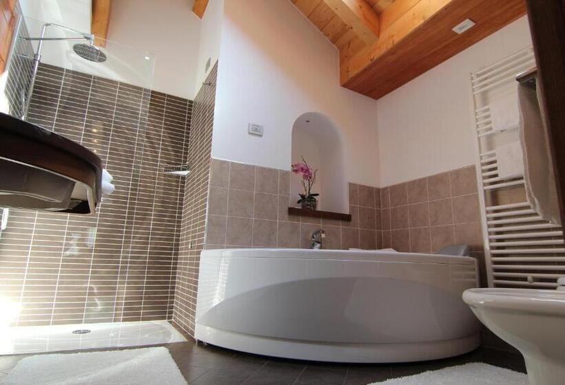 Люкс с гидромассажем, Albergo Edelweiss   Larespa