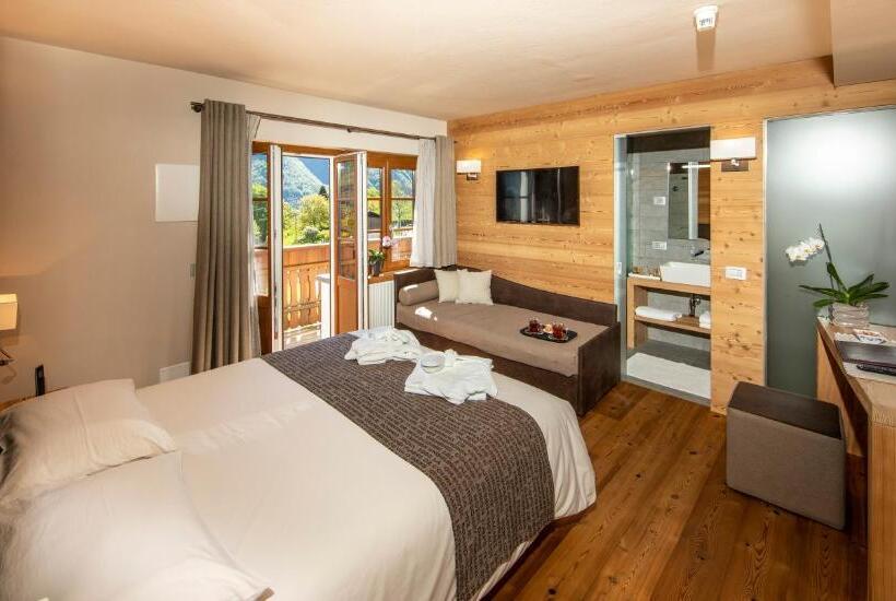 חדר סופריור עם מיטת קינג, Albergo Edelweiss   Larespa