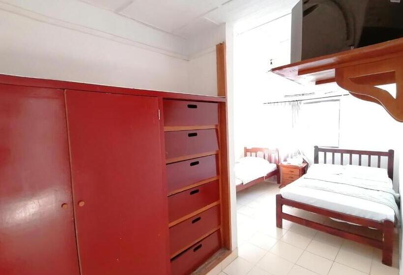 إستوديو قياسى مطل على البحر, Montecarlo Beach