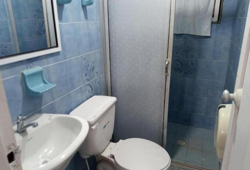 إستوديو قياسى مطل على البحر, Montecarlo Beach