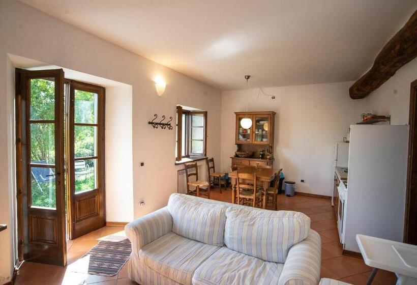 شقة غرفتين, Agriturismo Il Corniolo