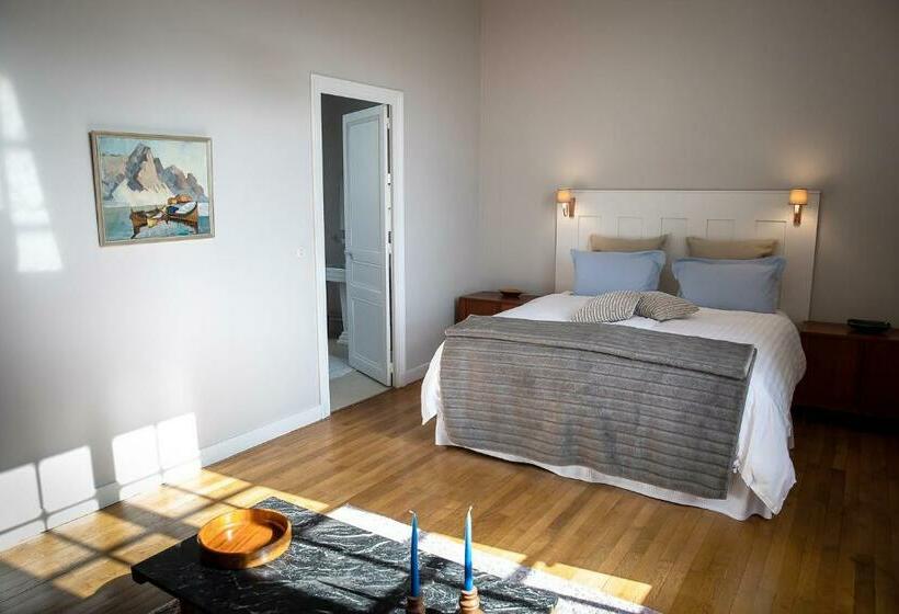 디럭스 룸, Château Haute Roche