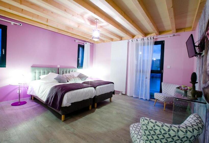 标准房带园景, Ome Sweet Home