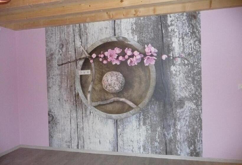 标准房带园景, Ome Sweet Home