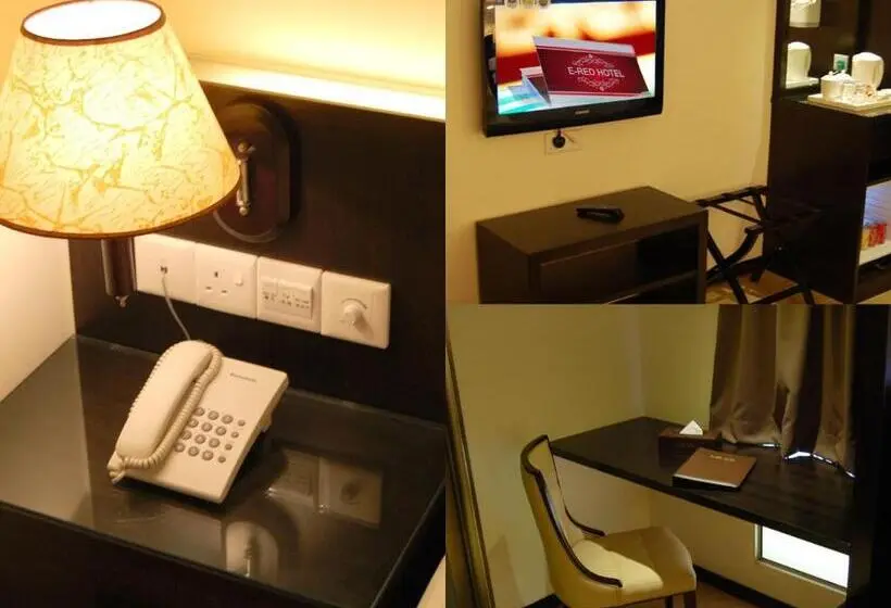 キングサイズベッドのスーペリアルーム, Ernes Hotel Alma Bukit Mertajam