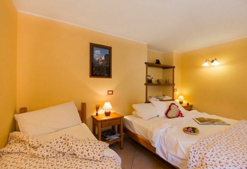 חדר סטנדרט לשלושה, Agriturismo Lou Rosé