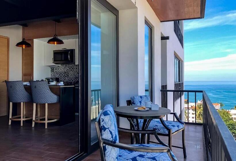 جناح ديلوكس, Pinnacle Resorts 179  Adults Only