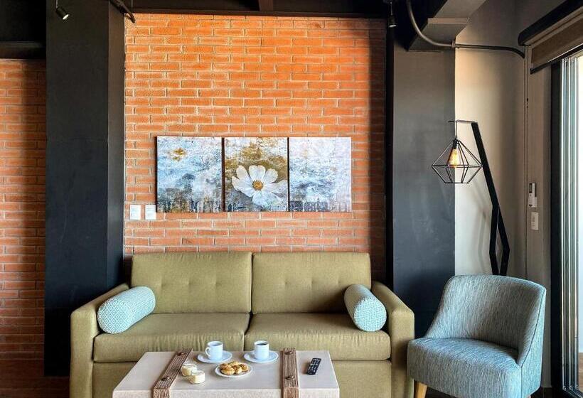 إستوديو ديلوكس, Pinnacle Resorts 179  Adults Only