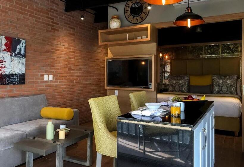 جناح سرير كينج, Pinnacle Resorts 179  Adults Only