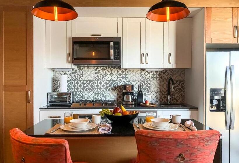 جناح ديلوكس سرير كينج, Pinnacle Resorts 179  Adults Only