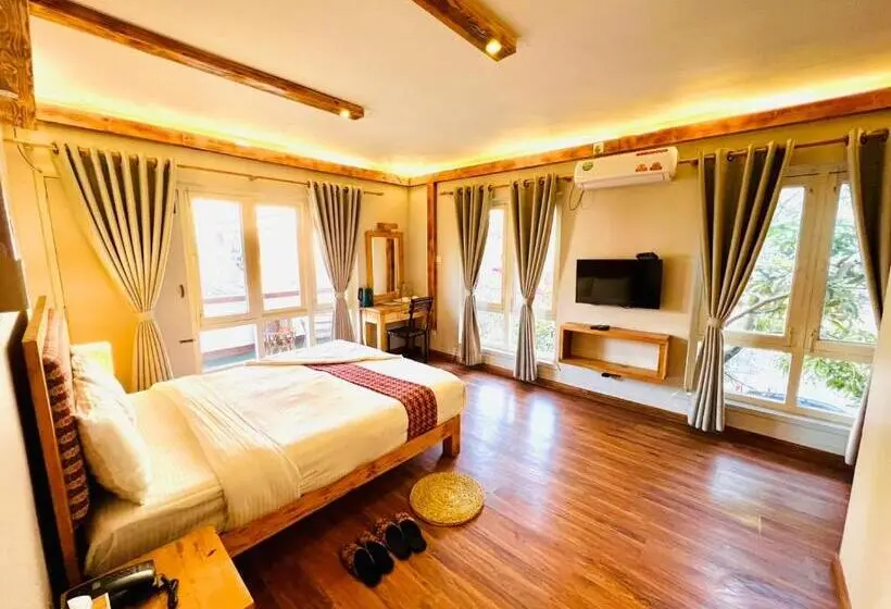 اتاق لوکس با بالکن, Silu Homes By Hostmandu