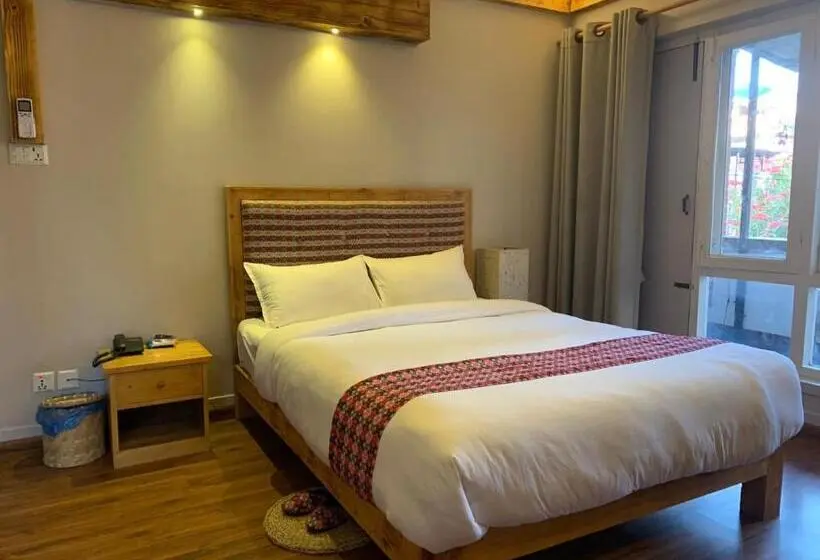 اتاق لوکس با بالکن, Silu Homes By Hostmandu