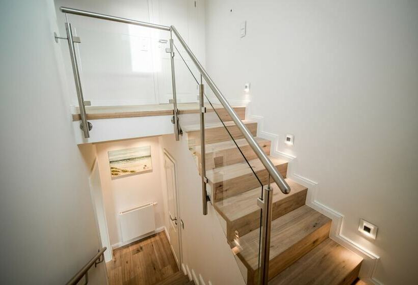 דירת דופלקס 2 חדרי שינה, Traumhaus