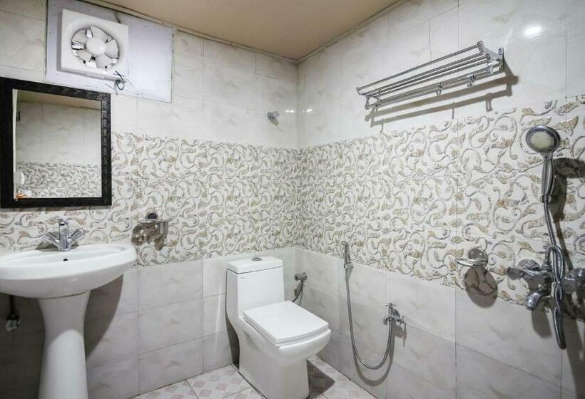 סוויטה משפחתית, Glamwood Resort Dhanaulti, Ranked 1 In Dhanaulti