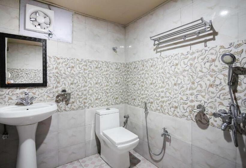 Номер Superior Кровать Кинг, Glamwood Resort Dhanaulti, Ranked 1 In Dhanaulti