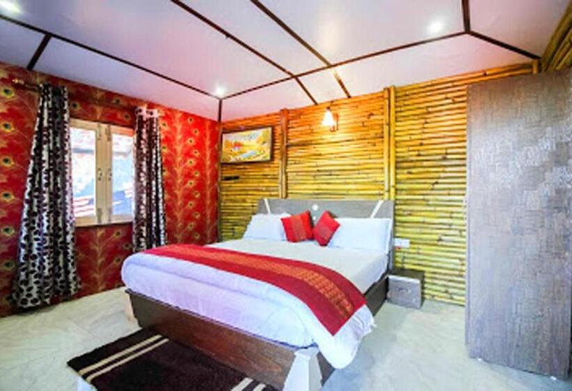 Стандартный Номер Кровать Кинг, Glamwood Resort Dhanaulti, Ranked 1 In Dhanaulti