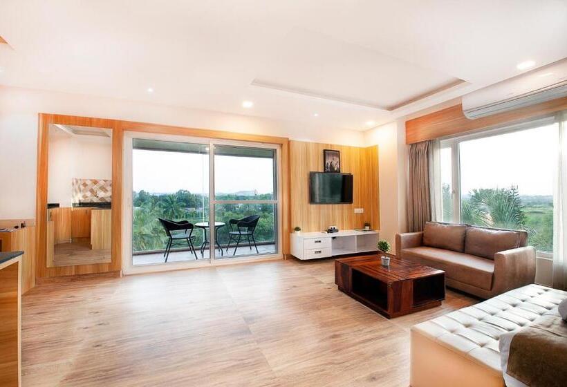 Люкс Повышенной Комфортности, Abm Boutique Hotel By Purple Cloud