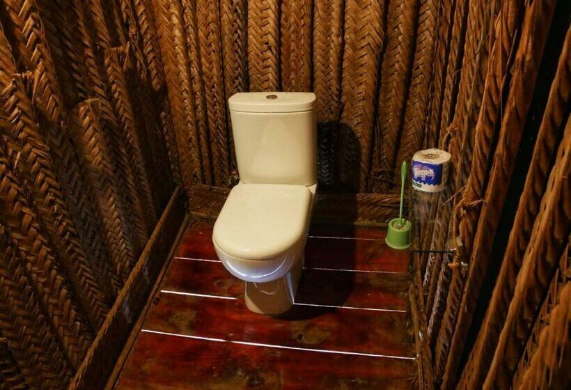 חדר סטנדרט עם מיטת קינג, Coco Reef Ecolodge