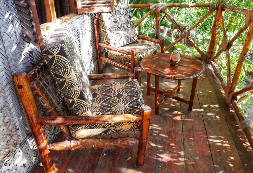 חדר סטנדרט עם מיטת קינג, Coco Reef Ecolodge