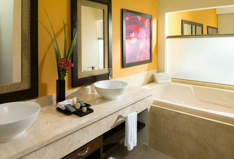 바다 전망 프리미엄 주니어 스위트, El Dorado Seaside Palms, Catamarán, Cenote & More Inclusive