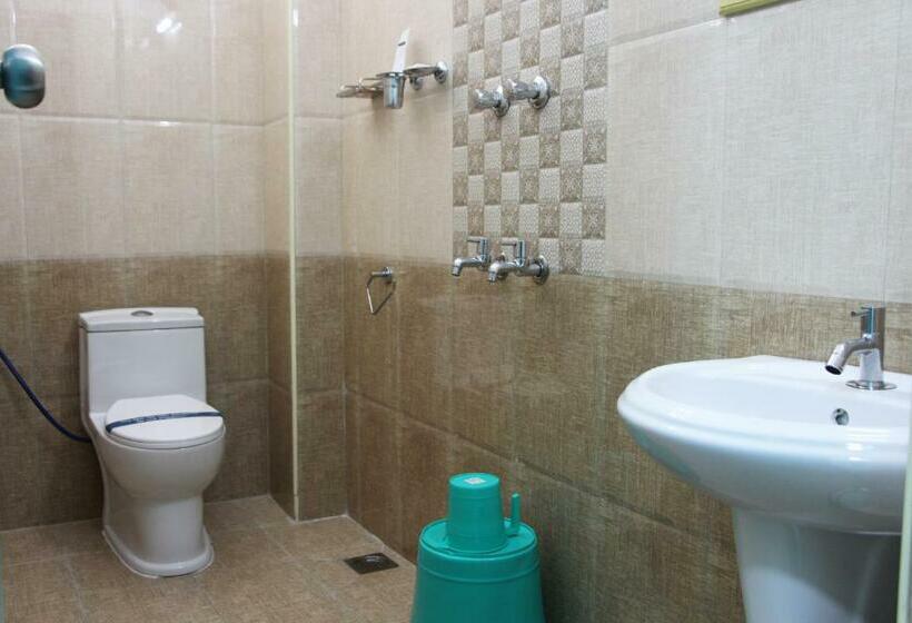 חדר דלוקס, Grand Pacific