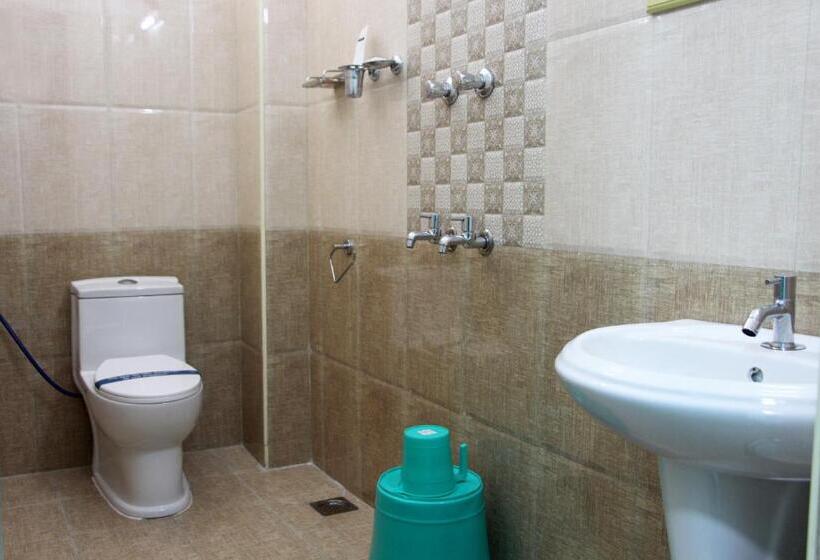 חדר דלוקס, Grand Pacific