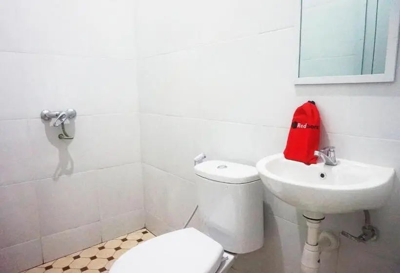 ファミリールーム, Reddoorz @ Jalan Tanjung Blitar