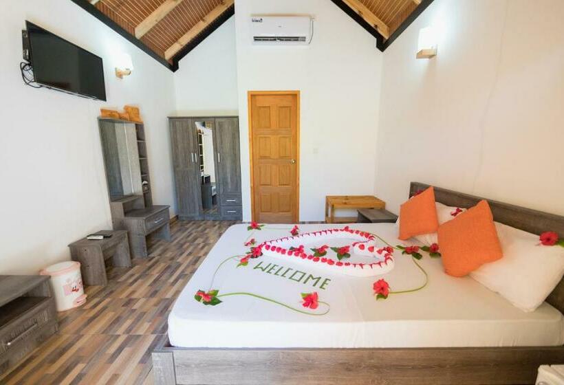 اتاق لوکس با بالکن, Sabba Beach Suite , Fodhdhoo Maldives