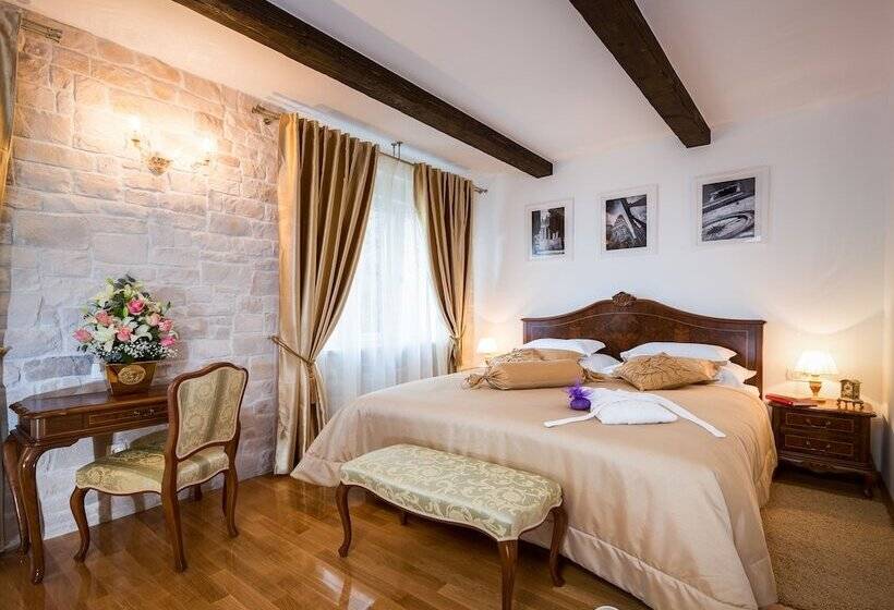 Premium Room City View, Priska Heritage Rooms
