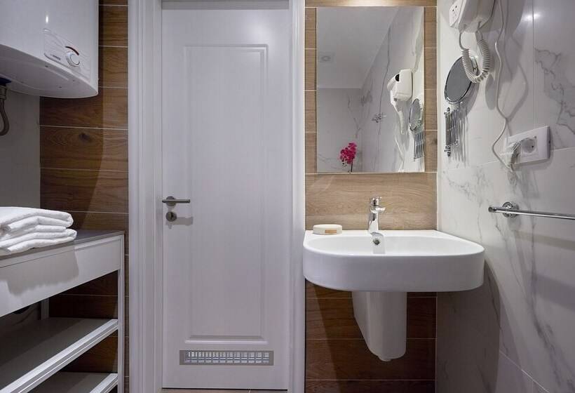 اتاق راحتی, Larimar