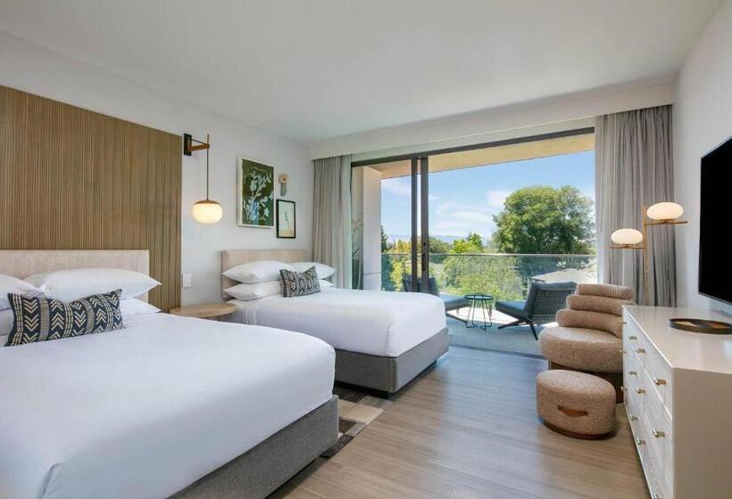 جناح سرير كينج, Citrine, Palo Alto, A Tribute Portfolio