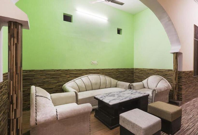 Трехместный Номер Классика, Flagship 75950 Ub Inn