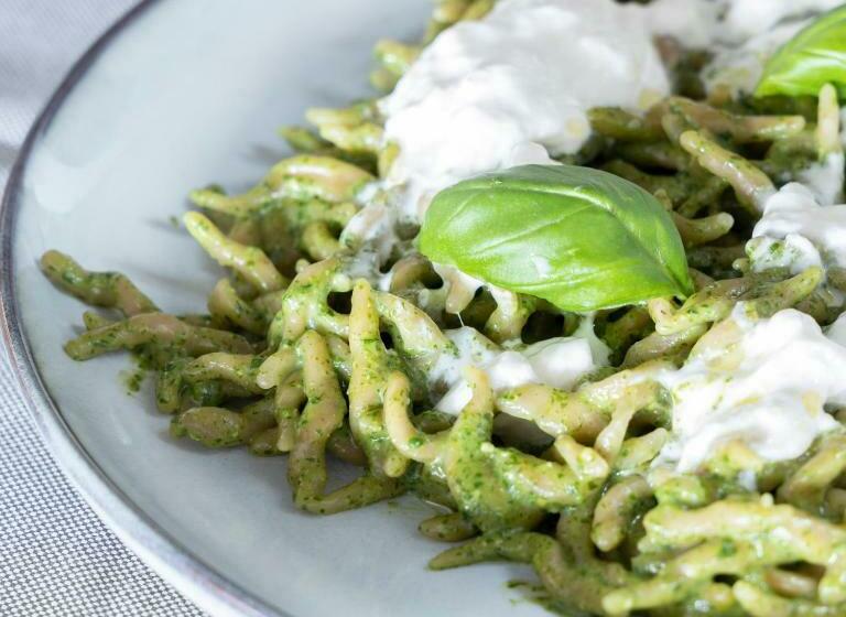 חדר סופריור, Looky