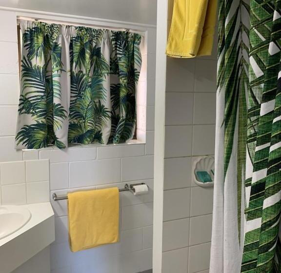 Triple Room Sea View, Sandpiper Motel