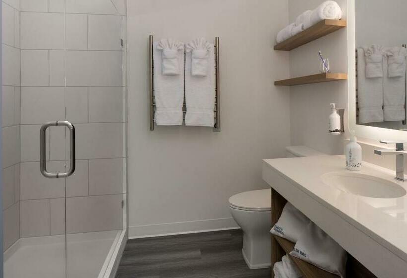 Escritório Estándar, Yotelpad Park City