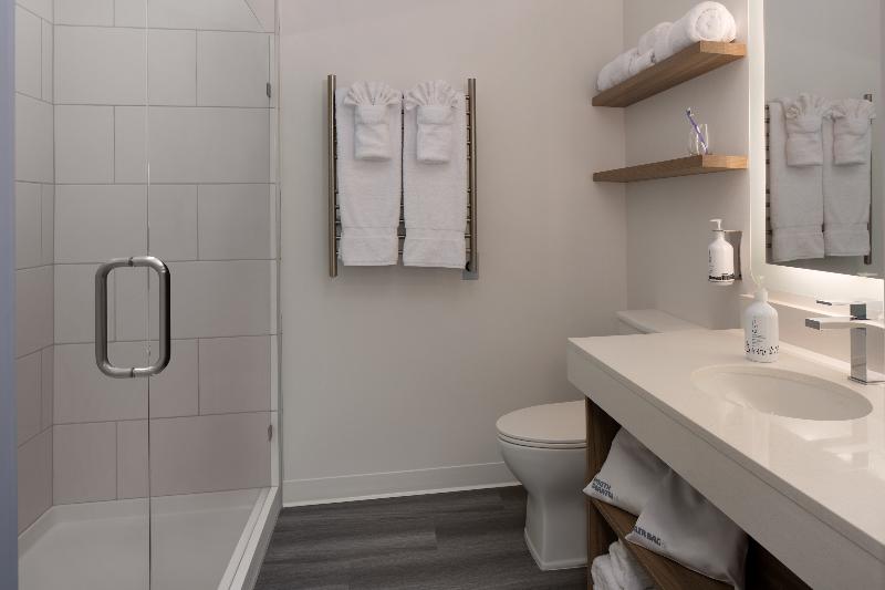 스탠다드 스튜디오, Yotelpad Park City