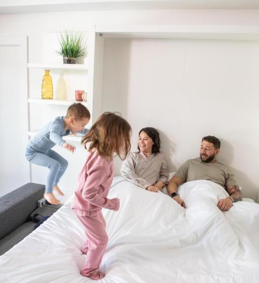 4인용 스탠다드 룸, Yotelpad Park City