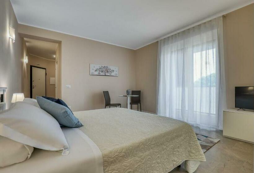 استودیوی استاندارد, Asso Residence Ospedale