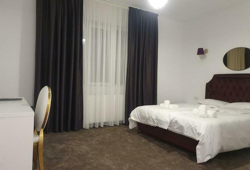 Номер Deluxe, Cochet Boutique